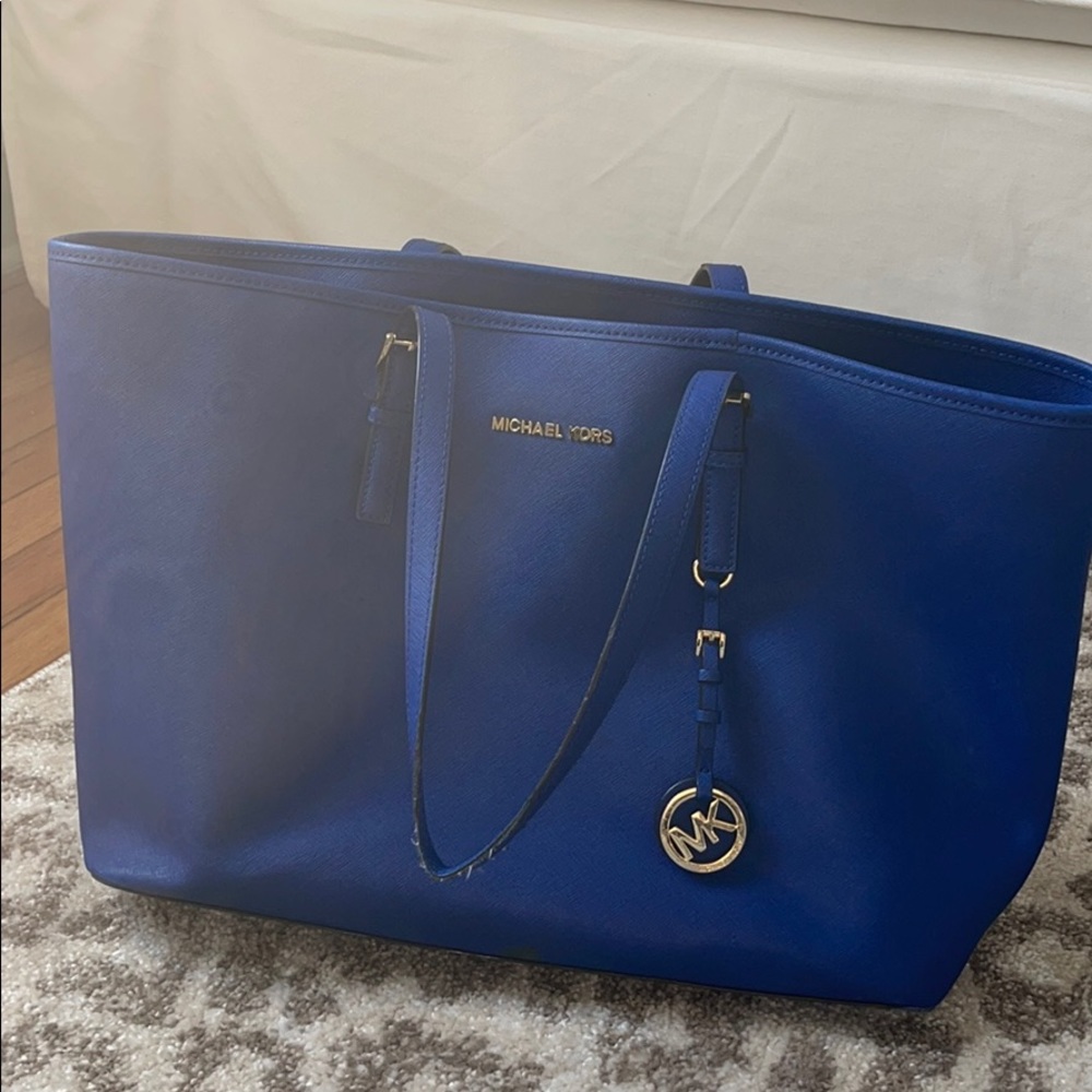 Michael Kors carryall tote bag